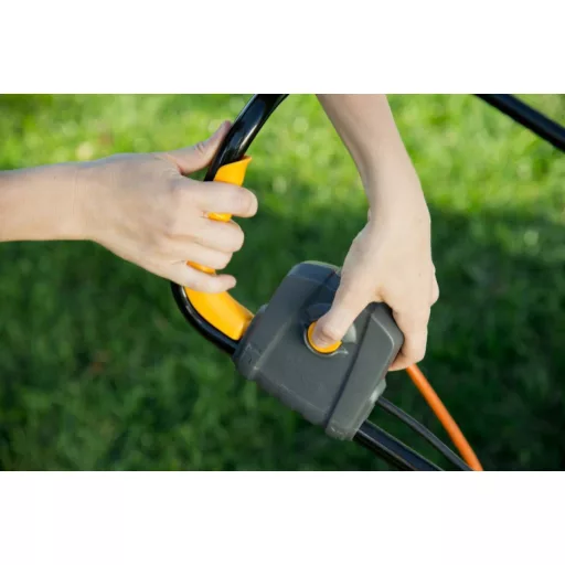 STIGA SV 213 E elektromos gyepszellőztető