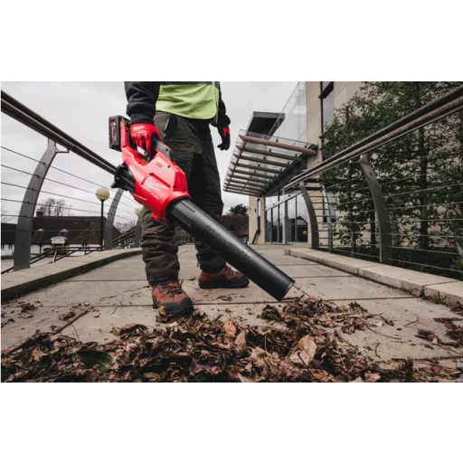 Milwaukee M18 FBL-0 akkumulátoros lombfúvó