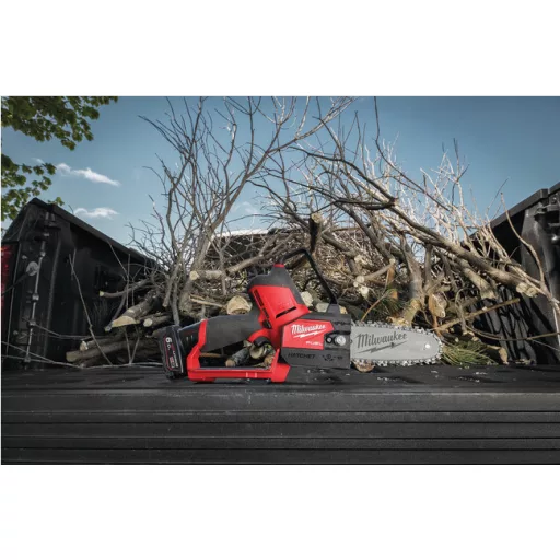 Milwaukee M12 FHS-0 akkumulátoros láncfűrész