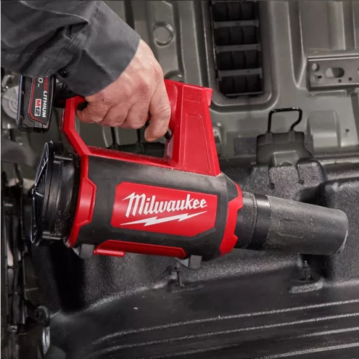 Milwaukee M12 BBL-0 akkumulátoros lombfúvó