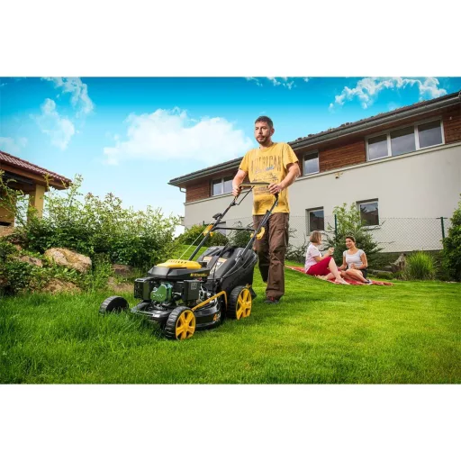 Riwall RPM 4735 benzines fűnyíró