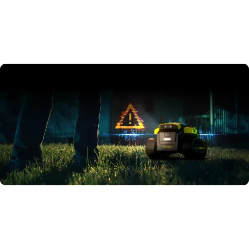 Yarbo Core kerti robot